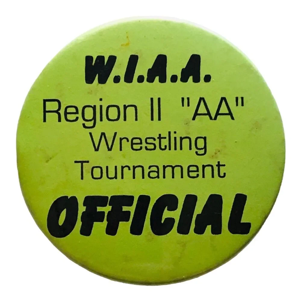 Vintage Pinback Pin Button WIAA Wrestling Lynden WA Tournament Green AA Sports